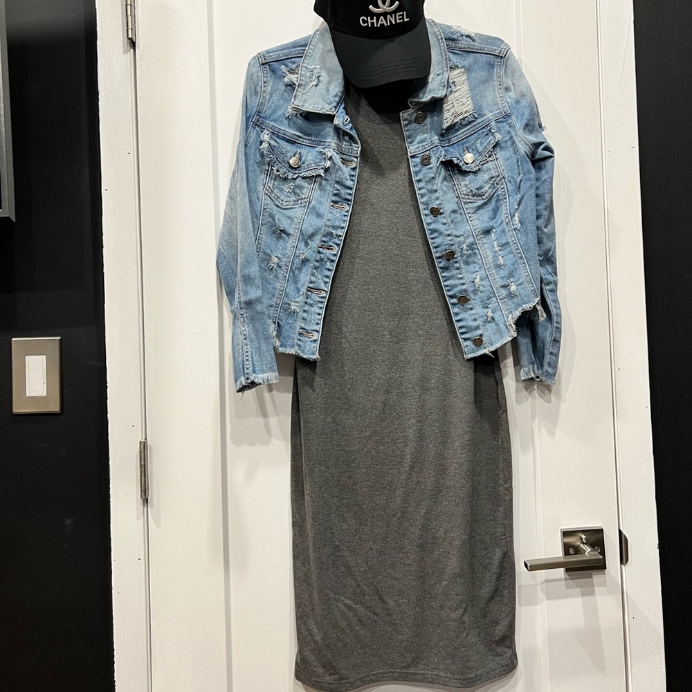 SHEIN Round Neck Solid Bodycon Dress